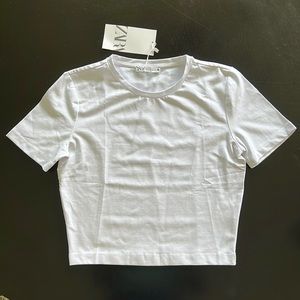 Zara white form-fitting tee, NWT, size S